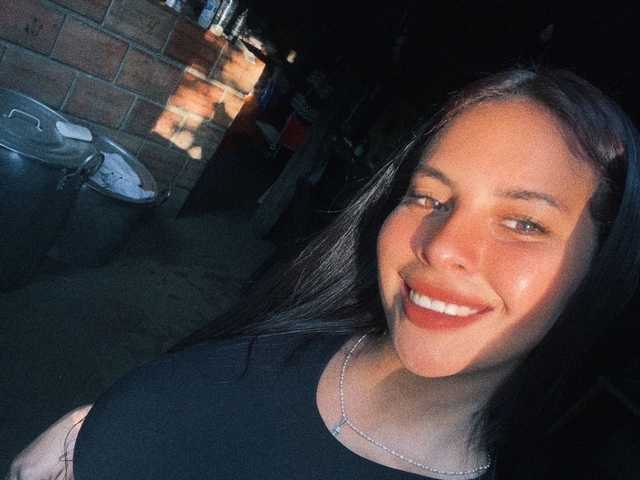 תמונה של הפרופיל vanesaa-mejia