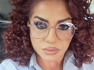 צ'אט וידאו ארוטי VelvetMarsha