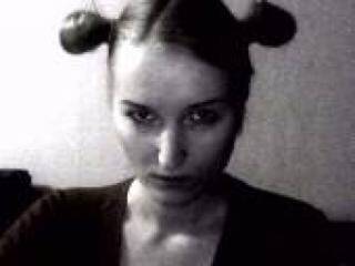 צ'אט וידאו ארוטי veniara