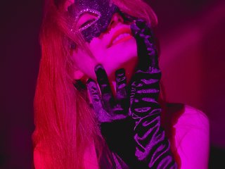 צ'אט וידאו ארוטי VenomGirl