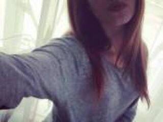 צ'אט וידאו ארוטי veronikajay