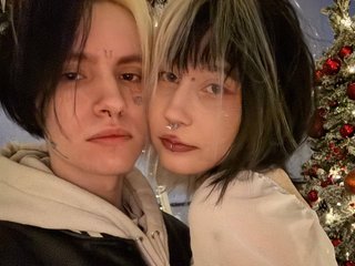 צ'אט וידאו ארוטי VeryRareTwins