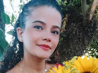 צ'אט וידאו ארוטי Veya_runa01