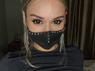 צ'אט וידאו ארוטי Verunyaa