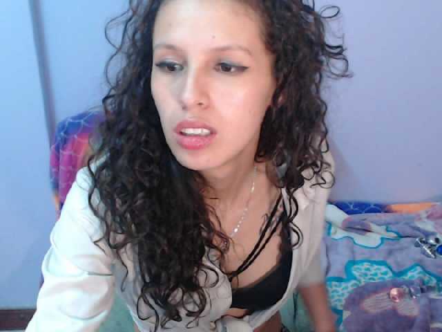 תמונות victoriakeenx "Make my #wet and #horny daddy .. i #new here