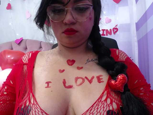 תמונות VictoriaWill Hot sexy girl, lets have some fun! - Multi-Goal : Play boobs!! #bigboobs #latina #new #bigass #pantyhose