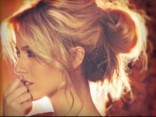 צ'אט וידאו ארוטי Viki_Brown