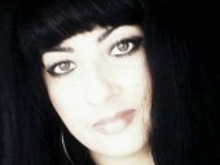 צ'אט וידאו ארוטי vikki8877