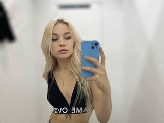 צ'אט וידאו ארוטי Vikkydif