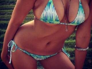 צ'אט וידאו ארוטי Wiikysya99