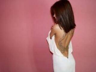 צ'אט וידאו ארוטי villiola