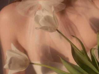 צ'אט וידאו ארוטי Vina-Nelly