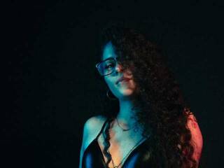 צ'אט וידאו ארוטי violetscott1