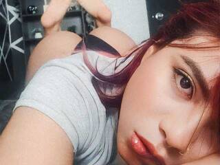 צ'אט וידאו ארוטי VioletSmithh