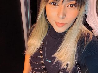 צ'אט וידאו ארוטי violettrd