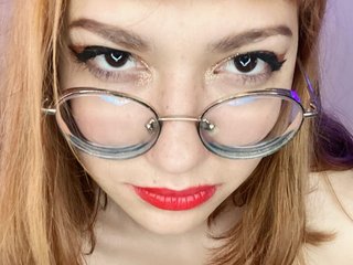 צ'אט וידאו ארוטי vivi-hot