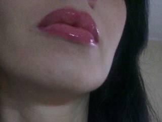 צ'אט וידאו ארוטי volosina23