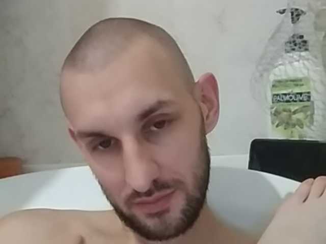 צילומי מסך משודרים BAD-Famali