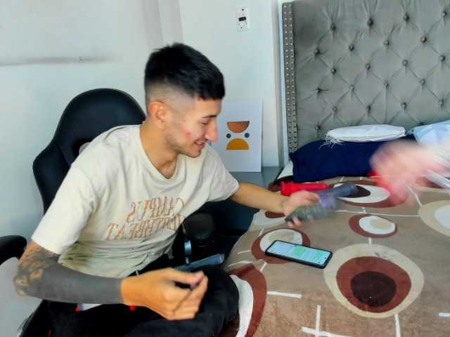 צילומי מסך משודרים WaynenMilu