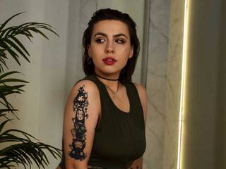 צ'אט וידאו ארוטי WendyVirgo