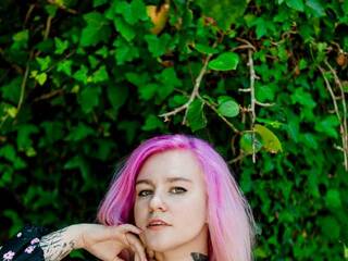 צ'אט וידאו ארוטי White-Krol