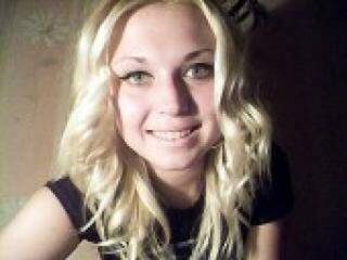 צ'אט וידאו ארוטי whitekitten