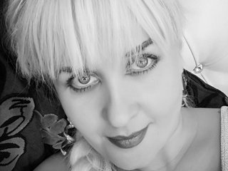 צ'אט וידאו ארוטי WhiteQueen--1