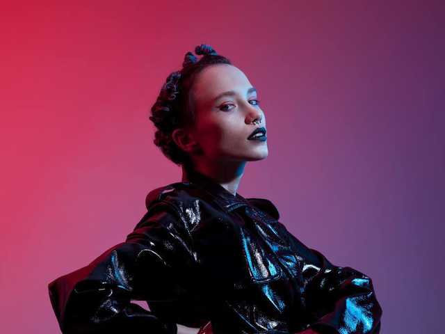 תמונה של הפרופיל whitewidow1