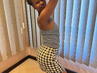 צ'אט וידאו ארוטי Wildpetal2000