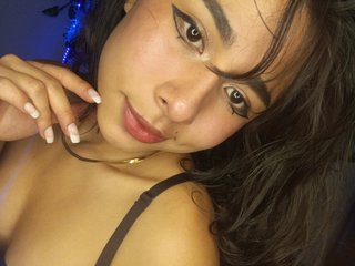 צ'אט וידאו ארוטי Witchbunny