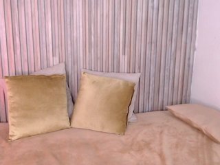 צ'אט וידאו ארוטי Xamarha