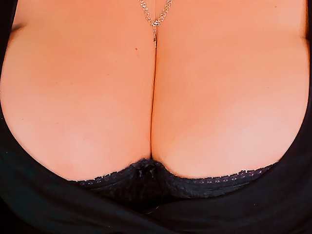 תמונה של הפרופיל XBIGTITSXX