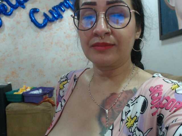 תמונות Xcouple-77 #cum 500 tokens