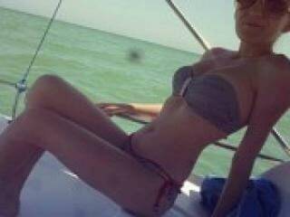 צ'אט וידאו ארוטי xemily