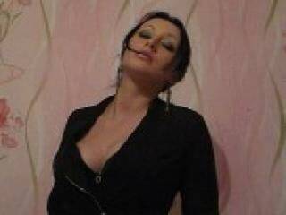 צ'אט וידאו ארוטי xlilianaxx