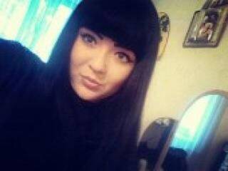 צ'אט וידאו ארוטי xmoniikax