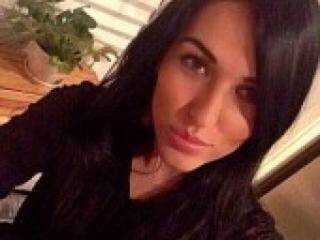 צ'אט וידאו ארוטי xnicolex