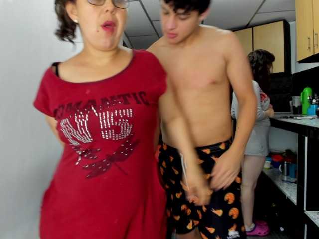 צילומי מסך משודרים xsexysgirlsx