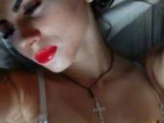 צ'אט וידאו ארוטי xvesnax