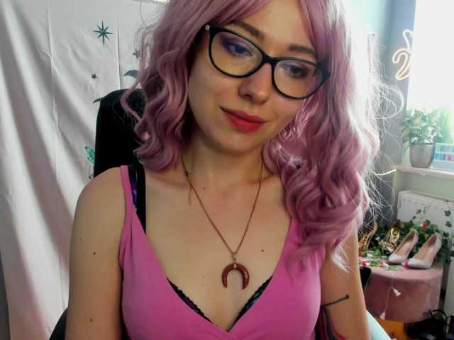 תמונות xxHeidiLove #joi #tease #fairy #cei #sissy #sph #cbt #young #girl #hot #cute #natural #healthy #ahegao #ass #english #german #curlyhair #cuckold