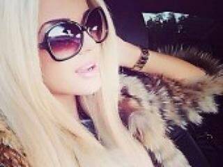 צ'אט וידאו ארוטי xxmonikaxx