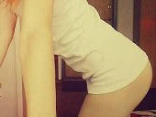 צ'אט וידאו ארוטי xxtatkaxx