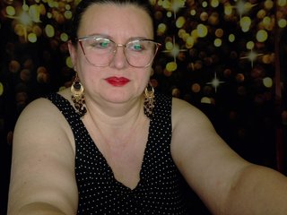 צ'אט וידאו ארוטי Golden_Lady