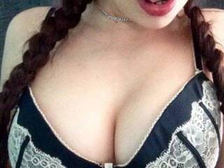 צ'אט וידאו ארוטי yasenka12