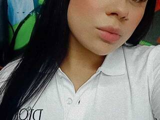 צ'אט וידאו ארוטי Yashirafaez