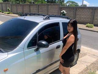 צ'אט וידאו ארוטי Yerika13