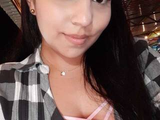 צ'אט וידאו ארוטי YesseCandy