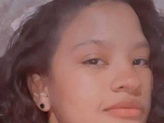 צ'אט וידאו ארוטי Yohana23