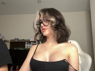 צ'אט וידאו ארוטי Honey_buns