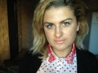 צ'אט וידאו ארוטי youlivein